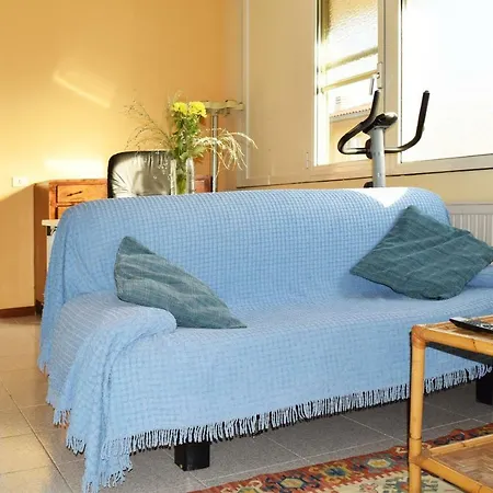 Holiday home Al10